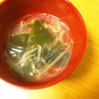 簡単！もやしとわかめの中華スープ